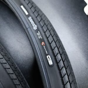 MAXXIS Torch Silkworm 37-451 20x 1 3/8